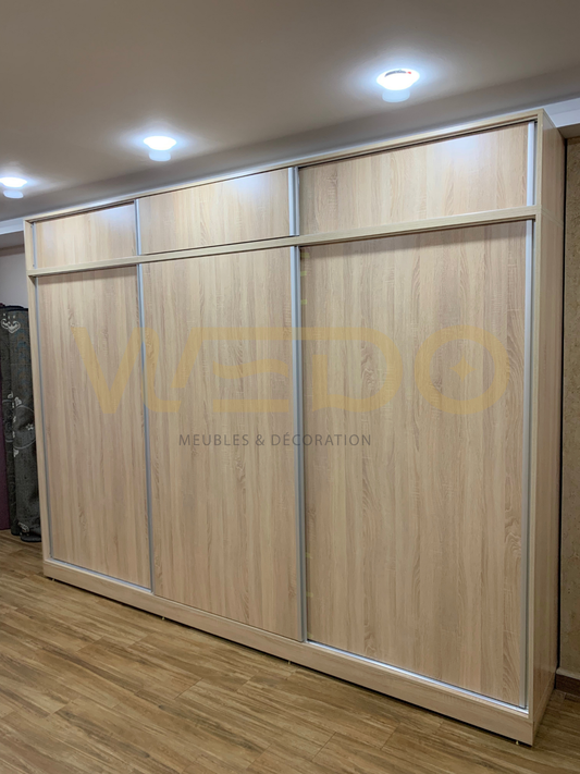 Dressing "Gain de Place" : La Puissance des Portes Coulissantes en MDF Sonoma !